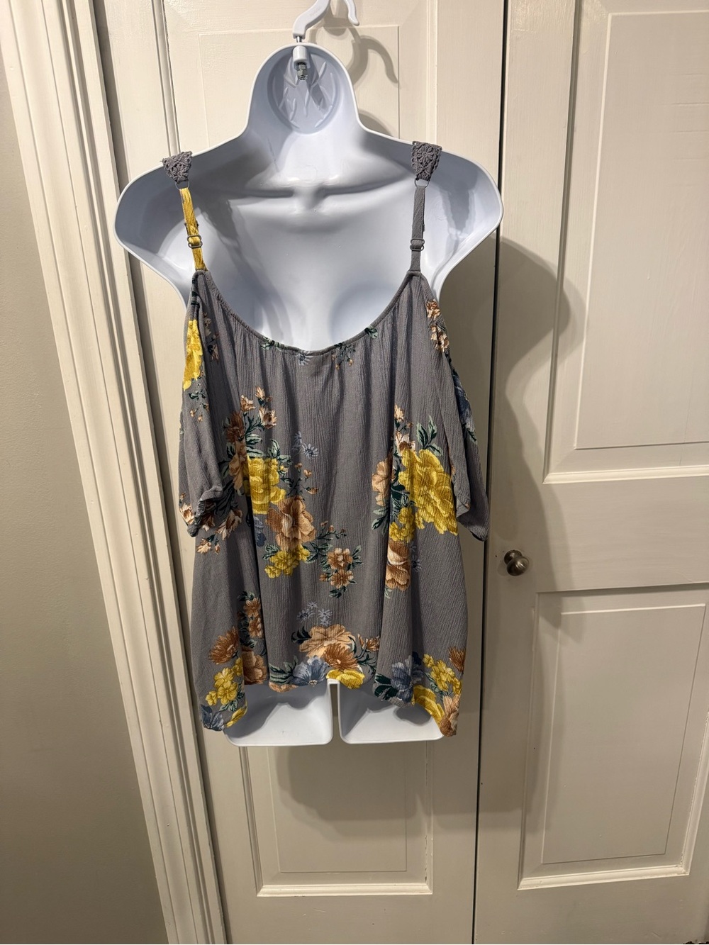 TorridGray Cold-Shoulder Floral Tunic with Yellow Blooms - Picture 7 of 8